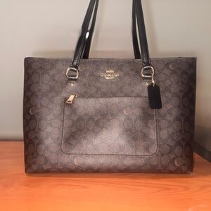 Coach Tote